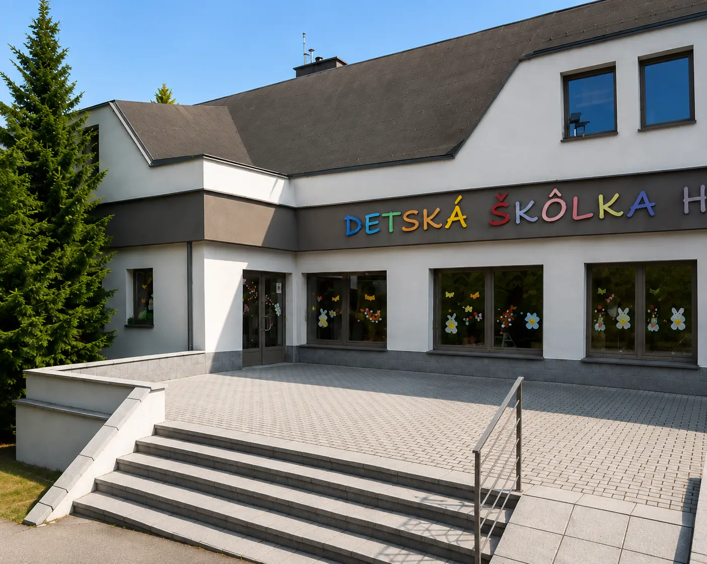 Vstup do Detskej škôlky Harmoška v polyfunkčnom objekte Harmónia